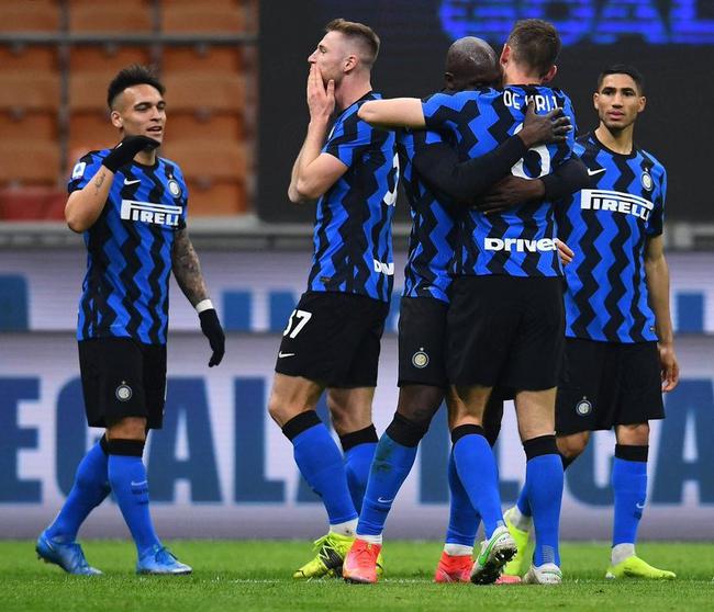 亚特兰大青春风暴席卷赛场,加斯佩里尼调教成效显著  亚特兰大青春风暴席卷赛场,加斯佩里尼调教成效显著