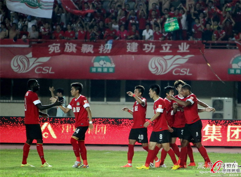 尼姆客场闪电战奏效,开场闪击奠定胜局基础  尼姆客场闪电战奏效,开场闪击奠定胜局基础